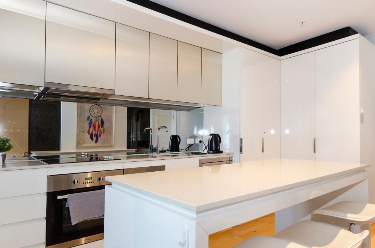 2Br Cbd Pad, City Views, Free Parking, Pool, Gym Melbourne Exterior foto